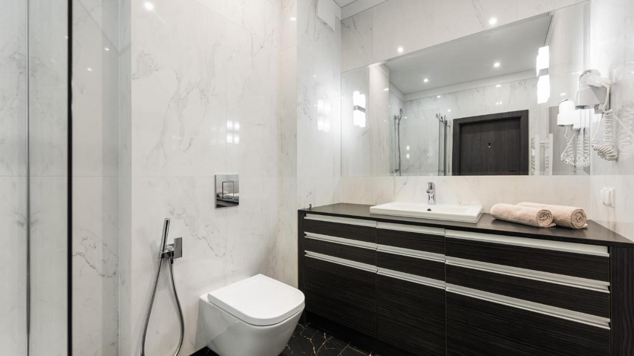 Flatbook - City Center Apartments Brabank With Parking Gdańsk Buitenkant foto